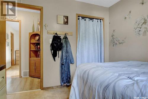 46 Willow Crescent, Fort Qu'Appelle, SK - Indoor Photo Showing Bedroom