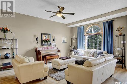 46 Willow Crescent, Fort Qu'Appelle, SK - Indoor Photo Showing Living Room