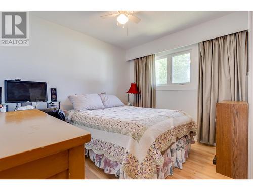 1262 Bednesti Crescent, Prince George, BC - Indoor Photo Showing Bedroom