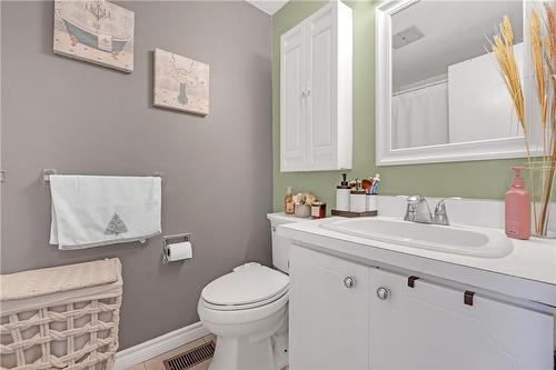 100 St. Andrews Court|Unit #25, Hamilton, ON - Indoor Photo Showing Bathroom