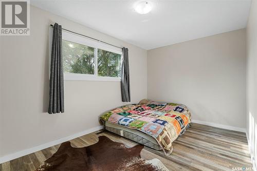 410 - 412 3Rd Street E, Delisle, SK - Indoor Photo Showing Bedroom