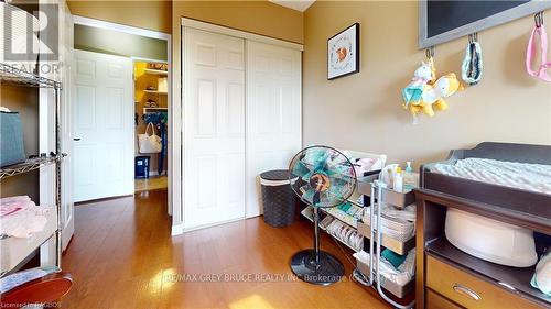 303 - 850 6Th Street E, Owen Sound, ON - Indoor Photo Showing Bedroom