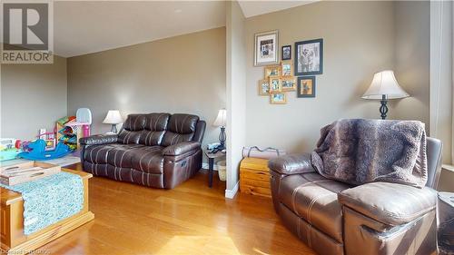 850 6Th Street E Unit# 303, Owen Sound, ON - Indoor Photo Showing Living Room