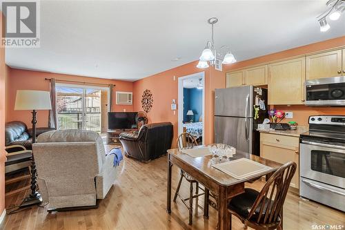 104E 1300 Stockton Street N, Regina, SK - Indoor Photo Showing Kitchen