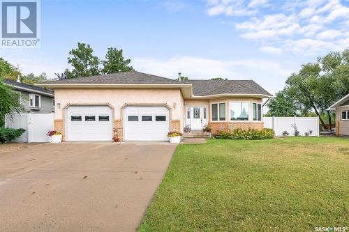 1647 Admiral Crescent, Moose Jaw, SK - Outdoor With Facade