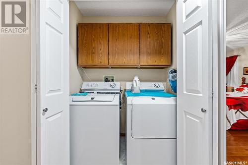 1647 Admiral Crescent, Moose Jaw, SK - Indoor Photo Showing Laundry Room