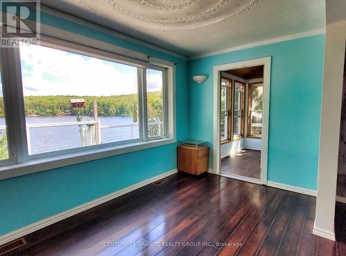 192 Circle Road, Hastings Highlands, ON - Indoor Photo Showing Other Room