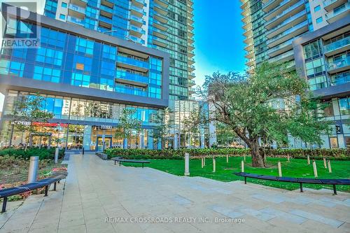 3006 - 5168 Yonge Street, Toronto (Willowdale West), ON - Outdoor With Facade