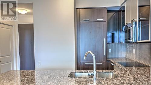 3006 - 5168 Yonge Street, Toronto (Willowdale West), ON - Indoor Photo Showing Kitchen With Double Sink With Upgraded Kitchen