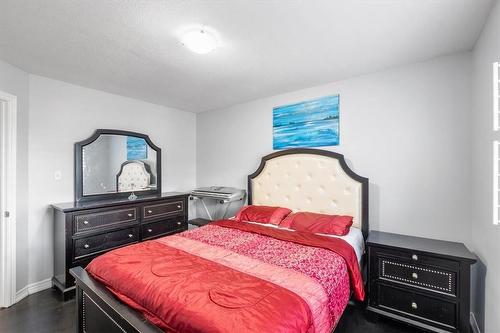 7 Atessa Drive|Unit #11, Hamilton, ON - Indoor Photo Showing Bedroom