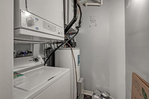 4003 Kilmer Drive Unit# 309, Burlington, ON - Indoor Photo Showing Laundry Room