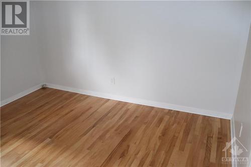 2500 Roman Avenue, Ottawa, ON - Indoor Photo Showing Other Room