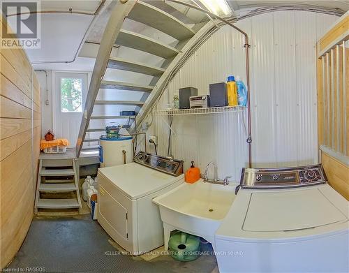 41456 Harriston Road, Morris-Turnberry, ON - Indoor Photo Showing Laundry Room