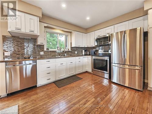 41456 Harriston Road, Morris-Turnberry, ON - Indoor Photo Showing Kitchen With Upgraded Kitchen