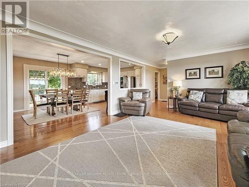 41456 Harriston Road, Morris-Turnberry, ON - Indoor Photo Showing Living Room