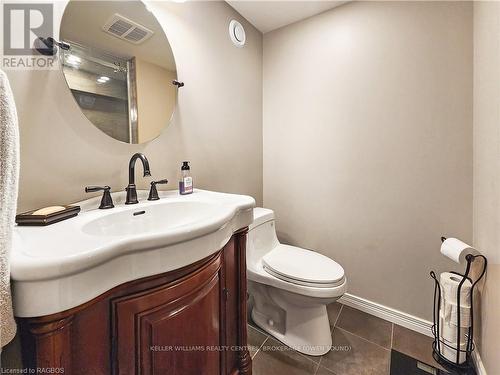 41456 Harriston Road, Morris-Turnberry, ON - Indoor Photo Showing Bathroom