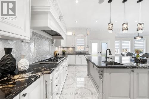 96 Northdale Road, Toronto (St. Andrew-Windfields), ON - Indoor Photo Showing Kitchen With Upgraded Kitchen