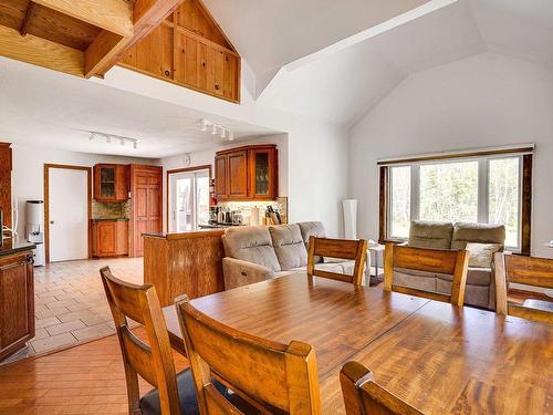 Vue d'ensemble - 142 Ch. Du Moulin, Saint-Adolphe-D'Howard, QC - Indoor Photo Showing Dining Room