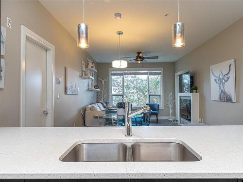 103-1145 Sikorsky Rd, Langford, BC - Indoor Photo Showing Kitchen With Double Sink