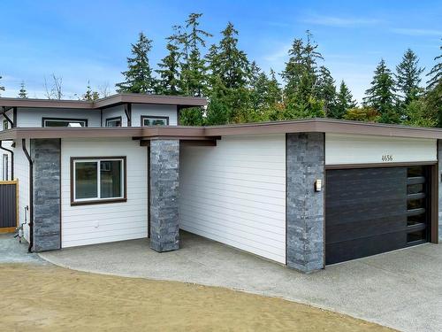 4656 Galdwell Rd, Cowichan Bay, BC 