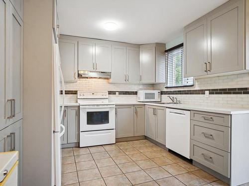 Kitchen - 636  - 640 Boul. De Terrebonne, Terrebonne (Terrebonne), QC - Indoor Photo Showing Kitchen