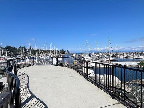 203-3529 Dolphin Dr, Nanoose Bay, BC - Outdoor With Balcony