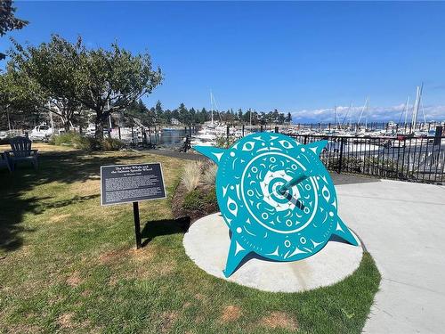 203-3529 Dolphin Dr, Nanoose Bay, BC - Outdoor