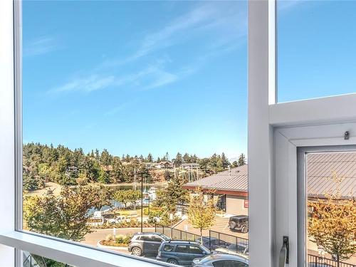 203-3529 Dolphin Dr, Nanoose Bay, BC - 