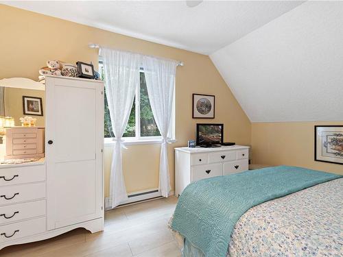 1651 Abbey Rd, Qualicum Beach, BC 