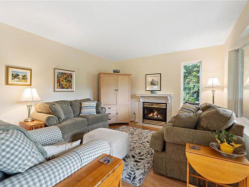 1651 Abbey Rd, Qualicum Beach, BC 