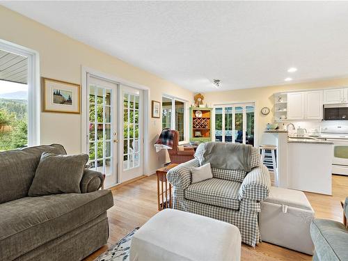 1651 Abbey Rd, Qualicum Beach, BC 