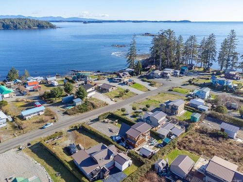 1049 Sixth Ave, Ucluelet, BC 