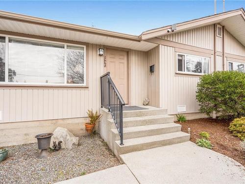 1441/1445 Montrose Ave, Nanaimo, BC - Outdoor