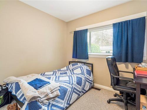 1441/1445 Montrose Ave, Nanaimo, BC - Indoor Photo Showing Bedroom