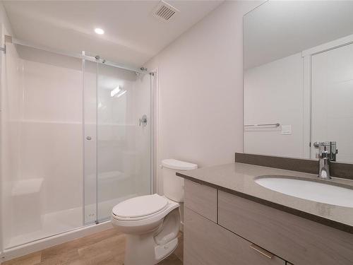 213-4820 Cedar Ridge Pl, Nanaimo, BC - Indoor Photo Showing Bathroom