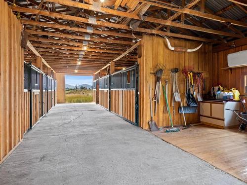 5657 Beaton Road, Kamloops, BC - Indoor Photo Showing Basement