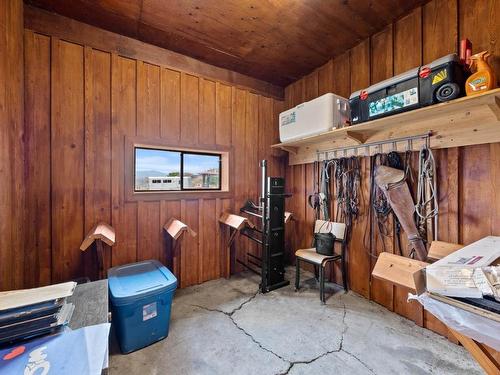 5657 Beaton Road, Kamloops, BC - Indoor Photo Showing Other Room