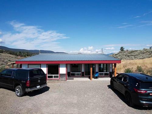 5657 Beaton Road, Kamloops, BC - Outdoor