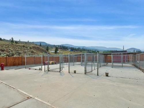 5657 Beaton Road, Kamloops, BC - Outdoor