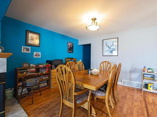 12-245 Whistler Drive, Kamloops, BC - Indoor Photo Showing Dining Room