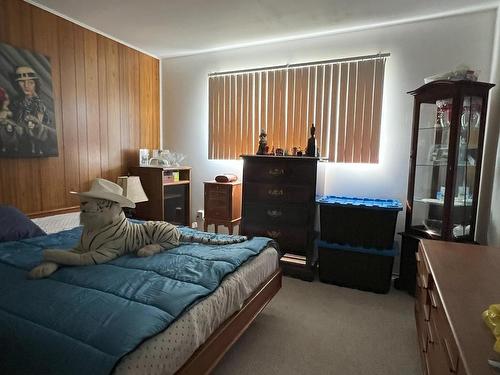 2199 Castillou Cres, Merritt, BC - Indoor Photo Showing Bedroom