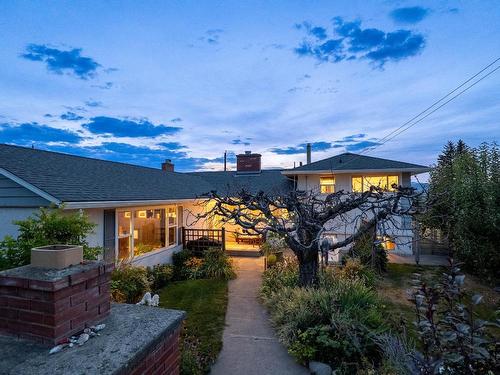 1039 Fraser Street, Kamloops, BC - Outdoor With Deck Patio Veranda