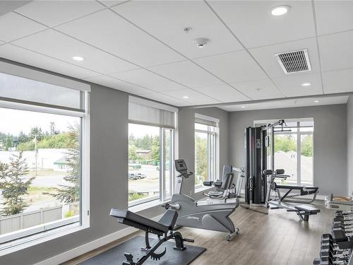 404-2777 North Beach Dr, Campbell River, BC - Indoor Photo Showing Gym Room