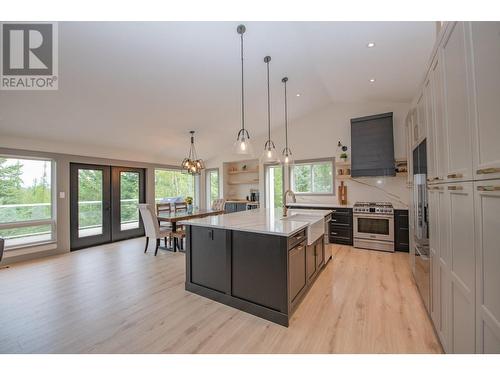 209 Horner Road, Lumby, BC - Indoor Photo Showing Kitchen With Upgraded Kitchen