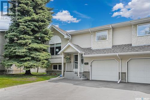 5 644 Heritage Lane, Saskatoon, SK - Outdoor With Facade