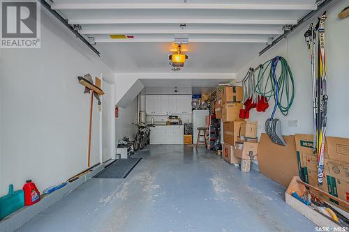 5 644 Heritage Lane, Saskatoon, SK - Indoor Photo Showing Garage