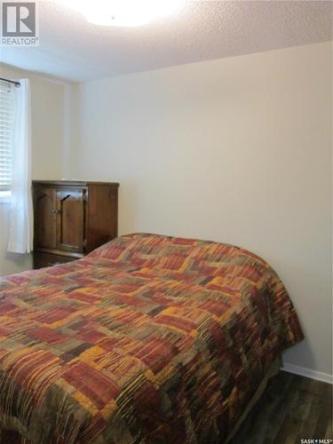 1107 Centre Street, Nipawin, SK - Indoor Photo Showing Bedroom