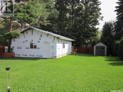 1107 Centre Street, Nipawin, SK - Outdoor