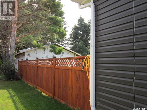 1107 Centre Street, Nipawin, SK - Outdoor With Exterior