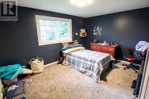 20932 Purple Hill Road, Thames Centre (Thorndale), ON - Indoor Photo Showing Bedroom